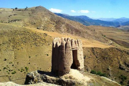 منطقه باستانی قلعه کوتی